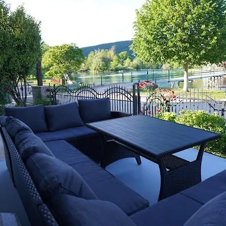 Unatesnim Apartament