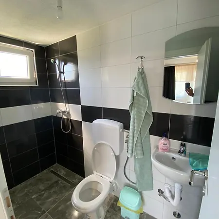 Unatesnim Apartment *